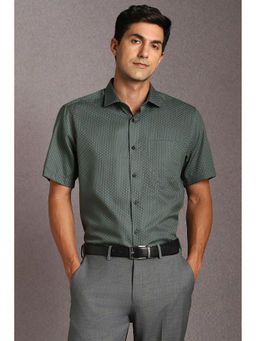Louis Philippe - Men Green Check Half Sleeves Formal Shirt