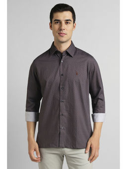 Simon Carter - Brown Shirt