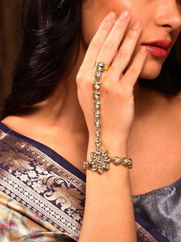 Priyaasi - Floral Design Kundan Gold Plated Adjustable Hathphool