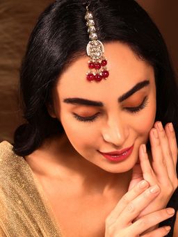 Priyaasi - Floral Red Beads Kundan Gold Plated Ethnic Elegance Maang Tikka