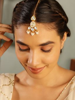 Priyaasi - Pearl Kundan Gold Plated Drop Design Gold Plated Maang Tikka