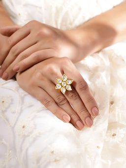 Priyaasi - Blossom Look Floral Design Kundan Gold Plated Simple Adjustable Ring