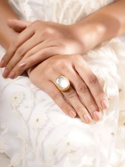 Priyaasi - Geometric Kundan Gold Plated Plain Adjustable Ring