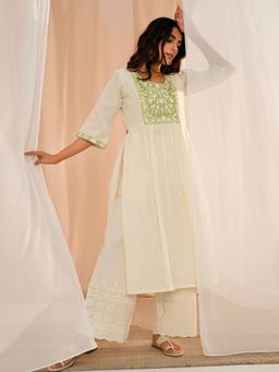 Libas - Women Cotton Green Embroidered Kurta