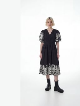 FELRIO - Black Midnight Noir Printed Puff-Sleeve Midi Dress