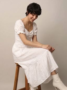 FELRIO - White Sweetheart Dress