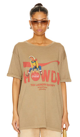 The Laundry Room - Howdy Coke Oversized Tee