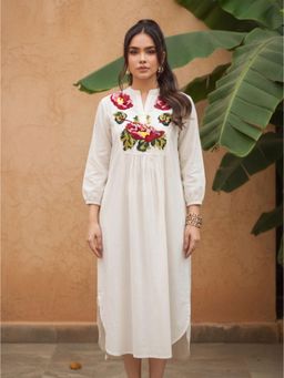 Zolo Label - Off-White Floral Embroidered A-Line Midi Dress