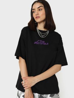 Bewakoof - Women's Black The Astronaut BTS Typography Oversized T-shirt