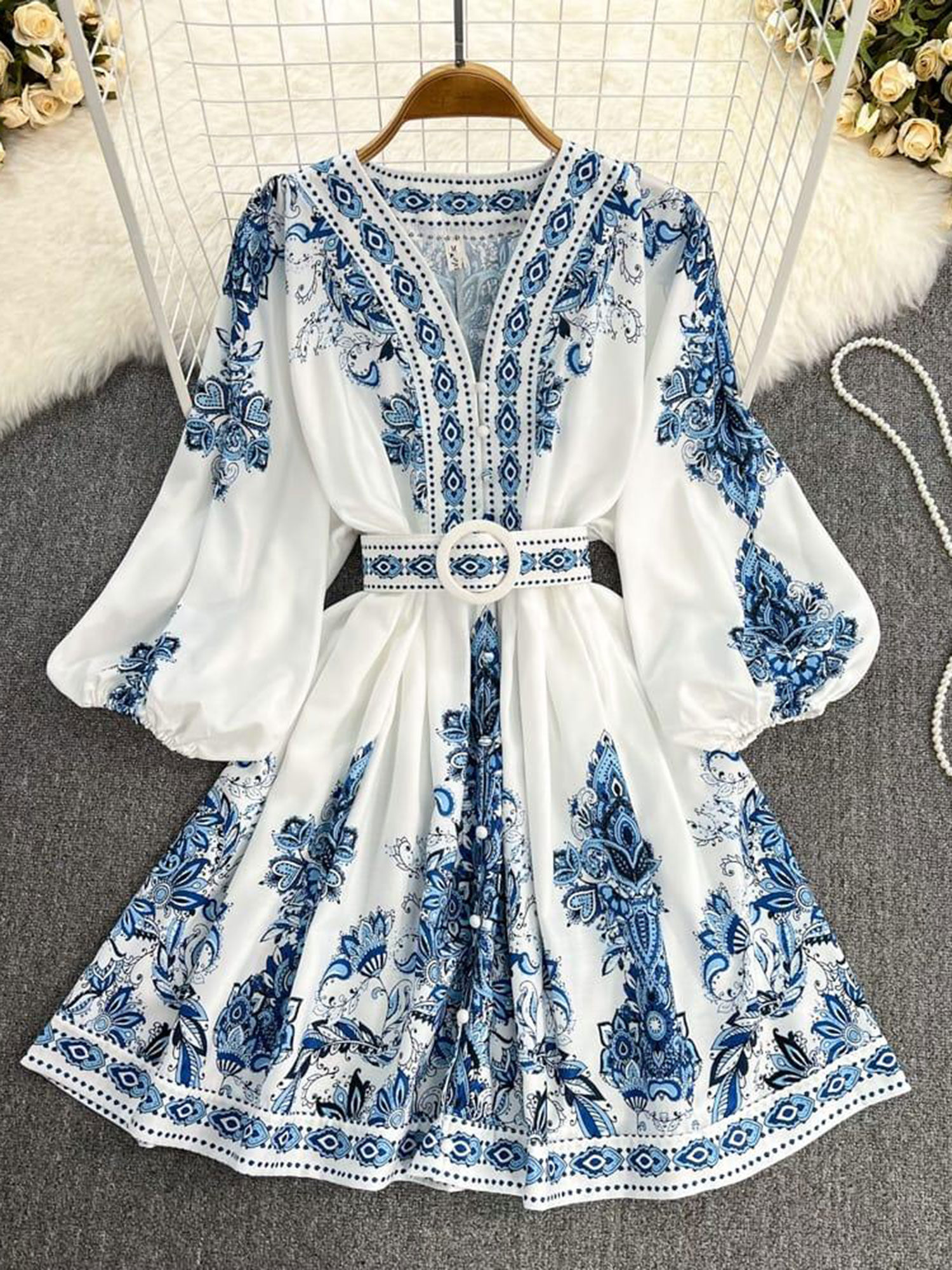 balloon lace mini dress silent and ワンピース balloon lace