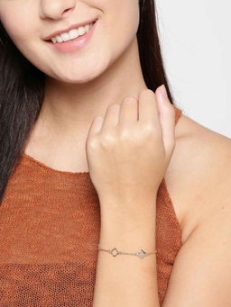 Carlton London - 18Kt Rose Gold Plated Floral Charm Bracelet for Women