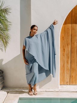 Auruhfy - Joy Wave Solid Strapless Tube Dress with Cape (Set of 2)