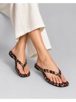 CHLLEN - Women Leopard Print Glossy Cross Strap Slip-On Flats