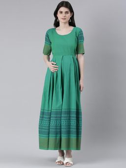 Swishchick - Fit and Flare Maternity Dress With Concealed Feeding Zip - Green