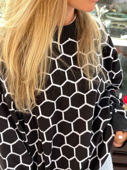 Outzidr - Women Printed Full Sleeves Black Sweater