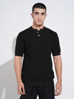 SHOWOFF - Men Black Cotton Blend Solid Henley Neck T-Shirt