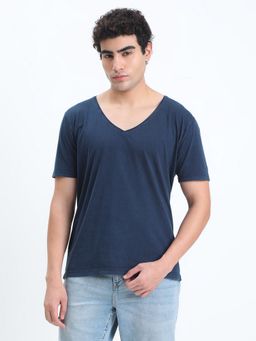 SHOWOFF - Men Blue Cotton Solid V-Neck T-Shirt