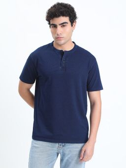 SHOWOFF - Men Navy Blue Cotton Solid Henley Neck T-Shirt