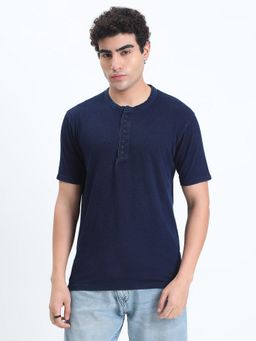 SHOWOFF - Men Navy Blue Cotton Solid Henley Neck T-Shirt