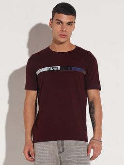 SHOWOFF - Men Burgundy Cotton Blend Typography Crew Neck T-Shirt