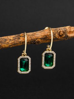 E2O - Contemporary Gold Plated Drop Earring with Green Beads
