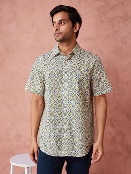 Fabindia - Men Cotton Printed Slim Fit Green Shirt