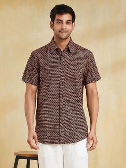 Fabindia - Men Cotton Printed Comfortable Fit Brown Shirt