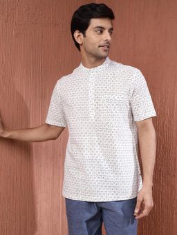Fabindia - Men Cotton Printed Comfortable Fit White Shirt
