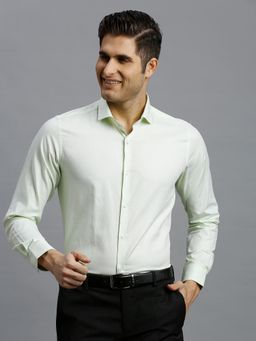 Reid & Taylor - Men Cotton Textured Slim Fit Green Shirt