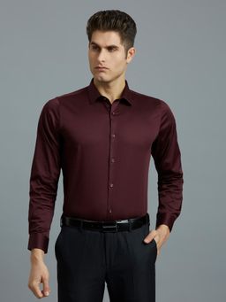 Reid & Taylor - Men Cotton Solid Slim Fit Wine Shirt
