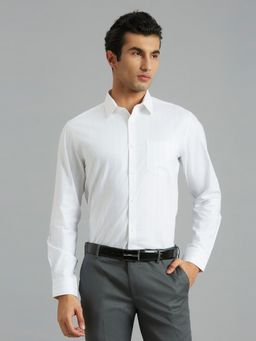 Reid & Taylor - Men Cotton Stripes Regular Fit White Shirt