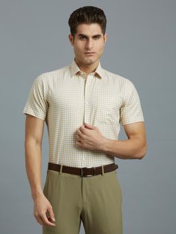 Reid & Taylor - Men Cotton Checks Regular Fit Beige Shirt