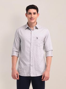 U.S. POLO ASSN. - Men Cotton Geometric Tailored Fit Grey Shirt