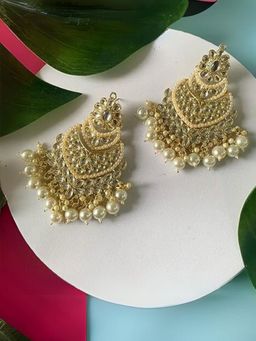 I Jewels - Gold Plated Traditional Handcrafted Pearl Kundan Beaded Chandbali Earrings