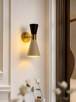 Whispering Homes - Andrav Gold Wall Lamp