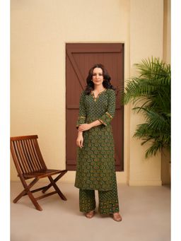 LOVE CHIC - Green Cotton Ajrakh Stright Kurta with Hand Embroidery Palazzo (Set of 2)