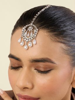 Isharya - Faial Maangtikka In Rhodium Plating