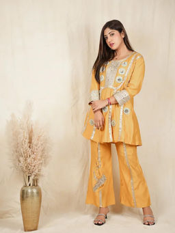 FashionTownie - Cotton Silk Yellow Embellished Three Fourth Sleeves Co-ord Set