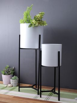 AAPNO RAJASTHAN - Ceramic Planters with Black Stand - Set Of 2
