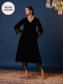 Black color option, Sold out, Currently selected