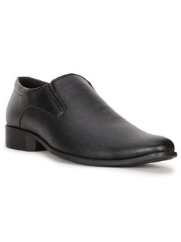 Bata - Solid Black Formal Shoes