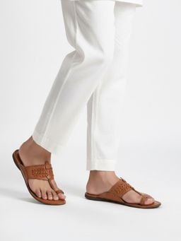 PRIVO - Mens Tan Casual Solid One Toe Kolhapuri