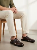 Brown color option, Currently selected