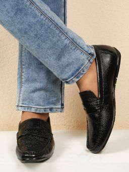 Teakwood - Mens Black Textured Leather Loafers