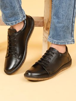 Teakwood - Mens Black Solid Leather Comfort Insole Sneakers