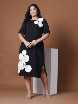 Curvy Lane - Women Black Lycra Embellished Knee Length Dress