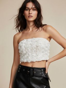 Outzidr - White Floral 3D Trim Top