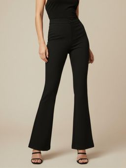 Outzidr - Black High Waist Buttoned Pant