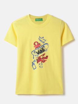 United Colors of Benetton - Yellow Regular Fit Round Neck Typography Printed T-shirt