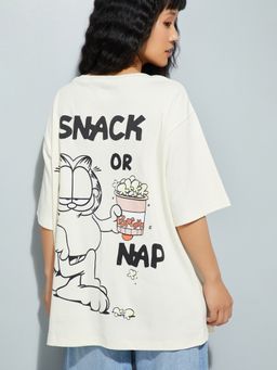 max - Women Cream Garfield Graphic Printed T-shirt